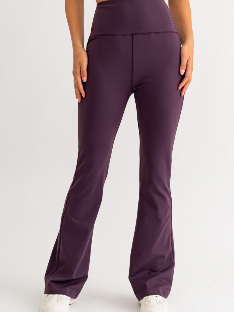 Coffee Run Yoga Pants // PLUM