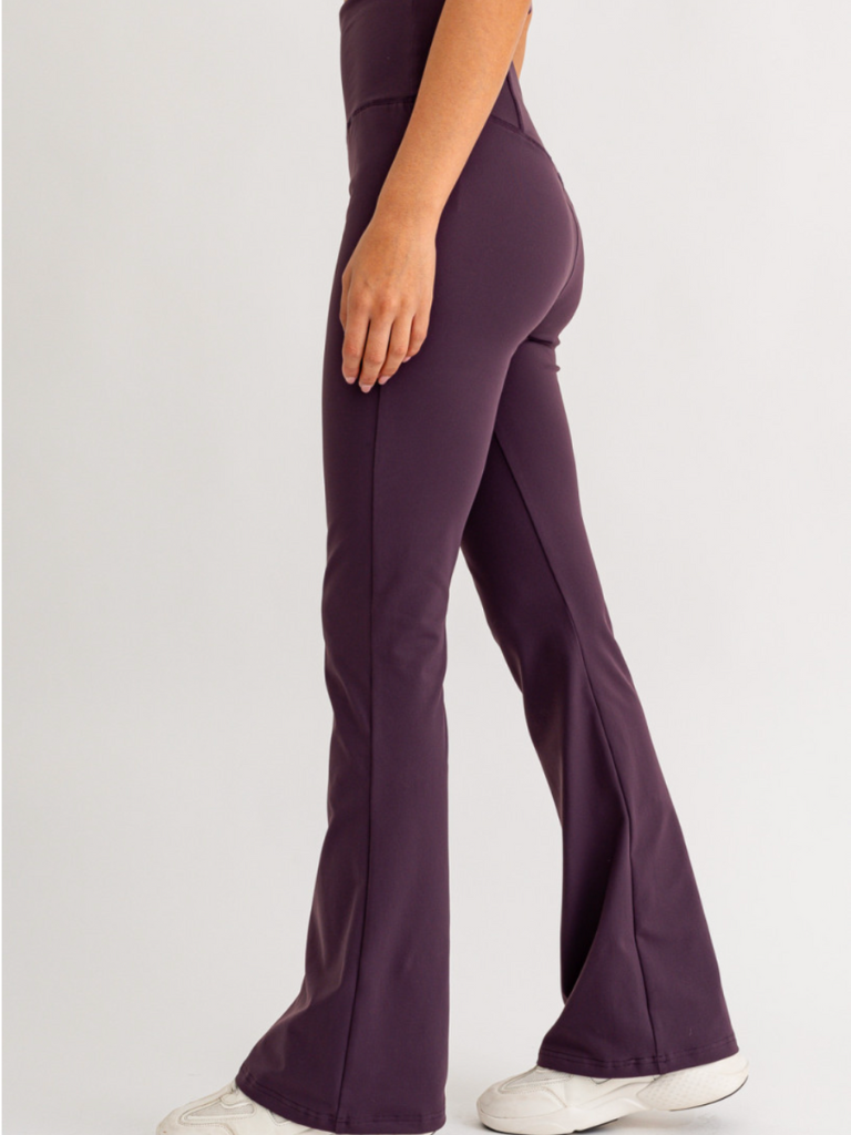 Coffee Run Yoga Pants // PLUM