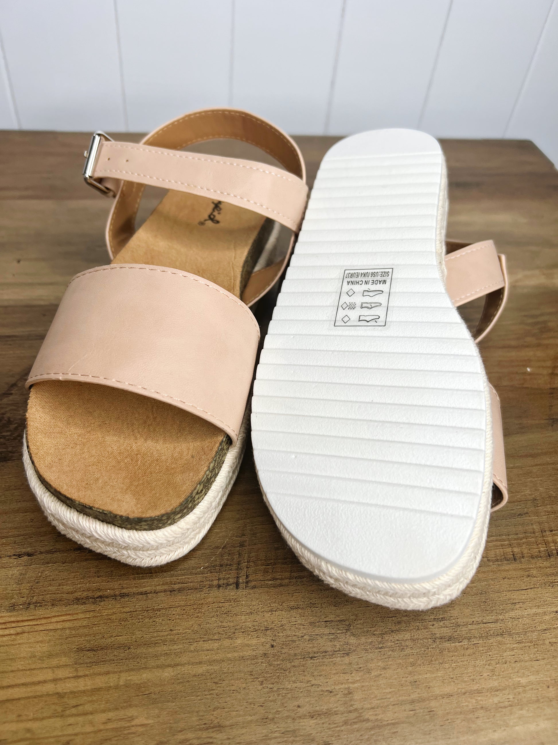 andi flip flops